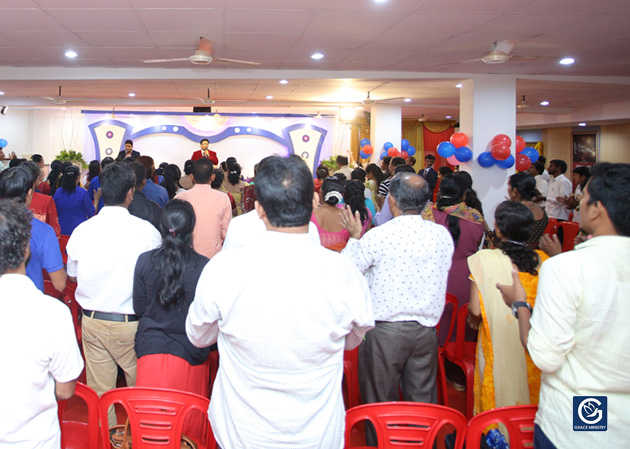 Grace Ministry has now started it's Prayer Center in Balmatta which is located in the Major Junction of Mangalore City, Karnataka, India. It is a place of complete worship. 